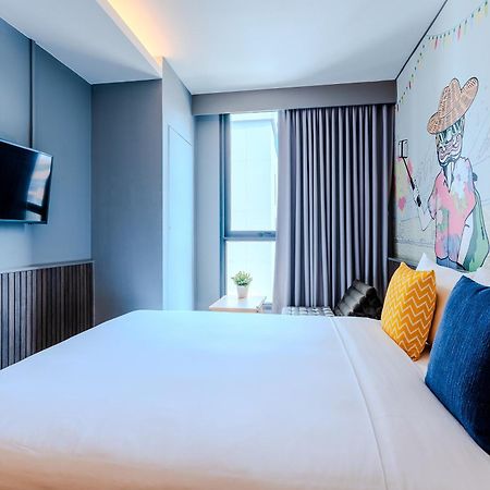 Lyf Sukhumvit 8 Bangkok Hotel Exterior foto